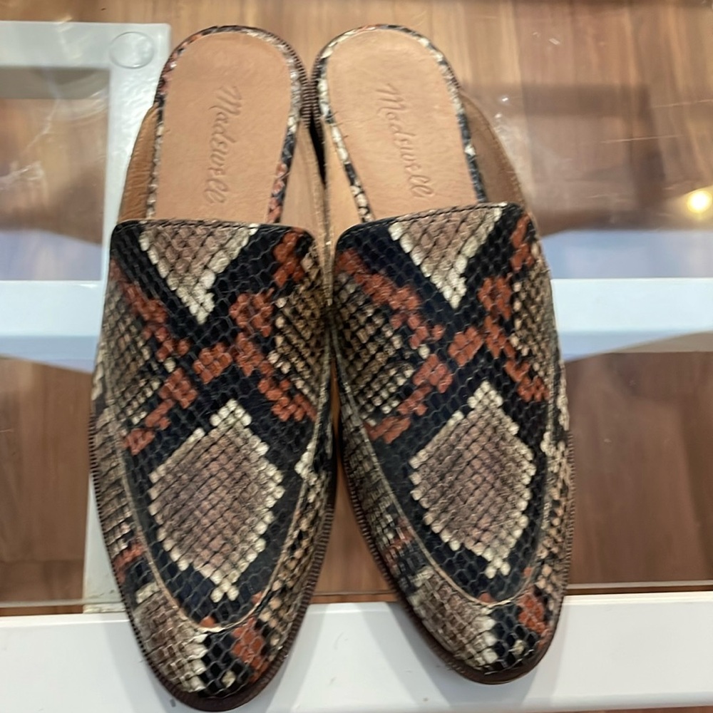 NWOT Madewell snakeskin leather slides